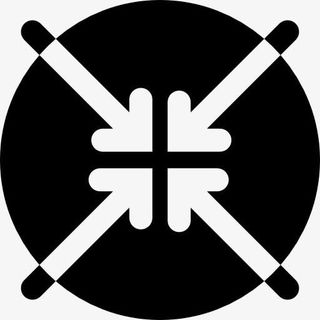 四个箭头指向中心图标免抠