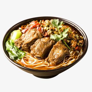一碗热腾腾的红烧排骨面免抠