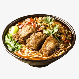 一碗热腾腾的红烧排骨面免抠