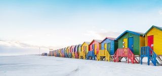 彩色木屋风景背景图高清