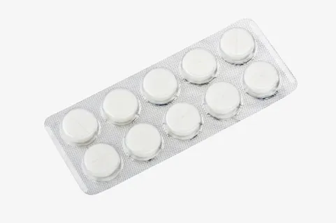 白色治愈透明包装中的西药片实物免抠