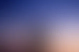 蓝棕色渐变模糊海报免抠