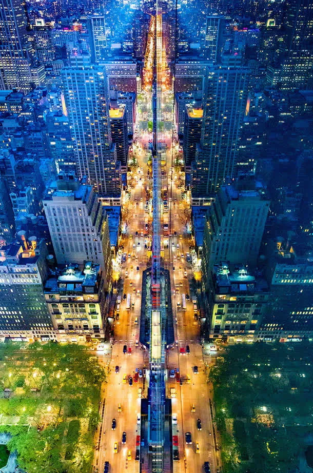 城市夜景车水马龙景象免抠