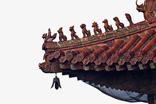 铃铛响的一个屋檐角免抠