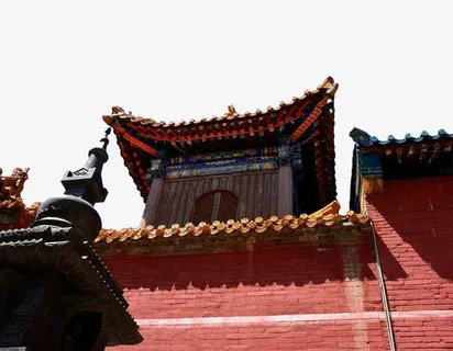 寺院红色砖墙藏经阁免抠