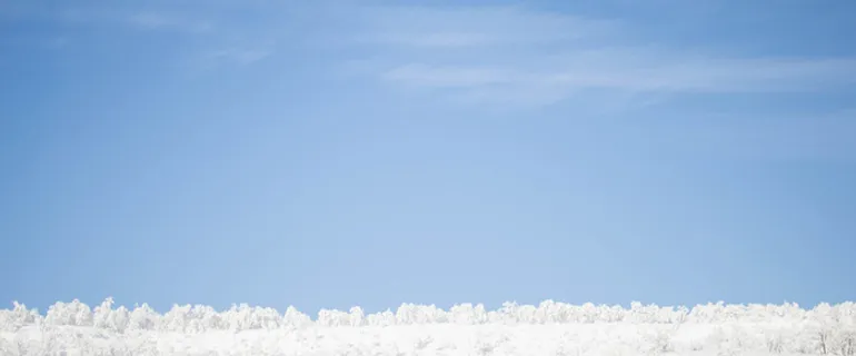 极简风格蓝天背景高清