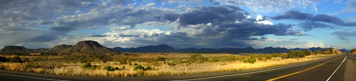 白云高山海报背景高清