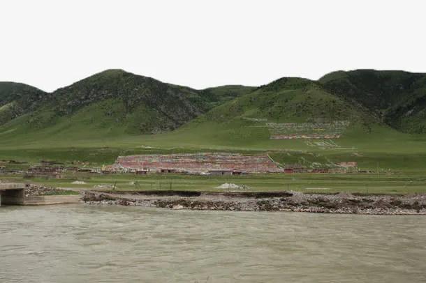 山坡前的小河免抠