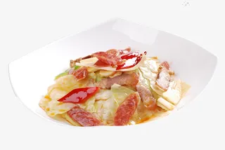 莲花白炒腊味免抠