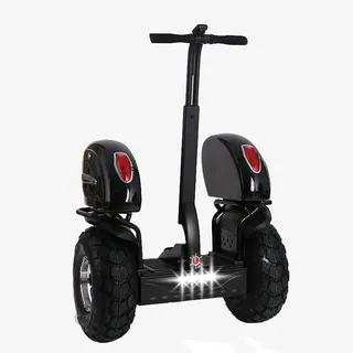 黑色智能电动两轮平衡车免抠