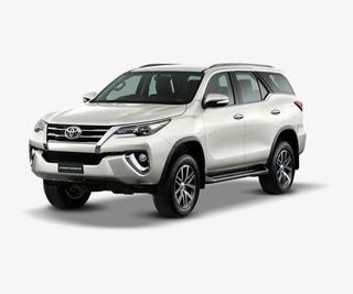 丰田SUV汽车免抠