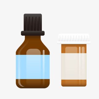 药瓶卡通矢量图免抠