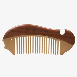 黄杨木梳子免抠