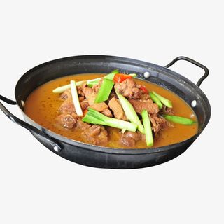 大葱铁锅炖鸡免抠