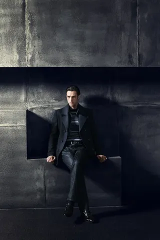 人物摄影男装海报免抠