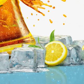 饮料果汁水果冰块背景