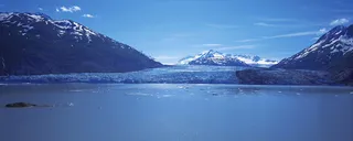 蓝天高山海报背景高清