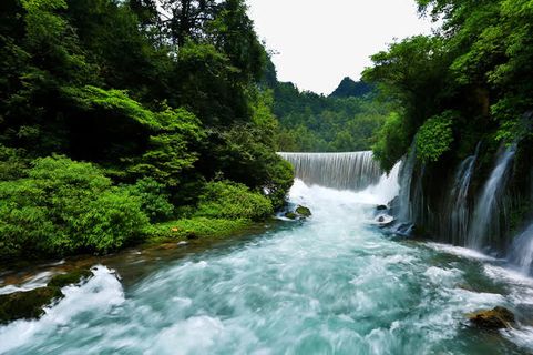 荔波小七孔摄影免抠