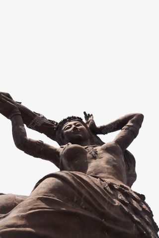 女娲石雕效果图免抠