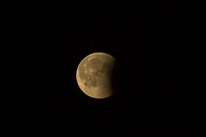 黑夜，晚上，月亮，半月，亮高清