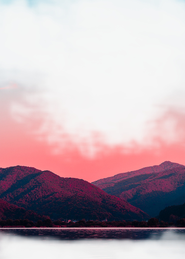 春天绿色山水红色烟雾免抠