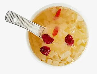 煮好的银耳红枣羹免抠