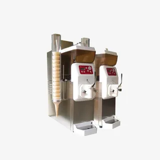 小型商用冰淇淋机免抠