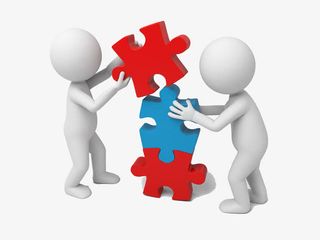 一起搭建拼图的小人免抠