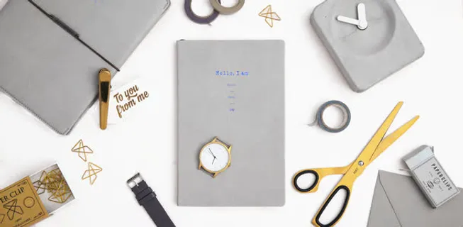 桌面俯视物品摆件图免抠标签元素