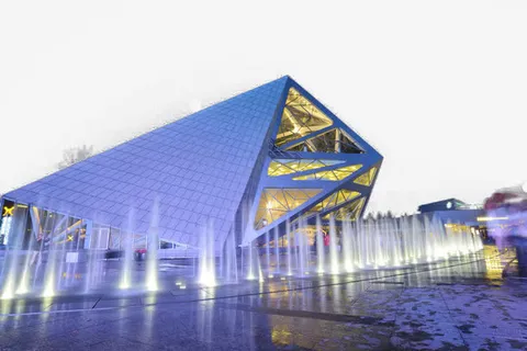 香港夕阳喷泉免抠