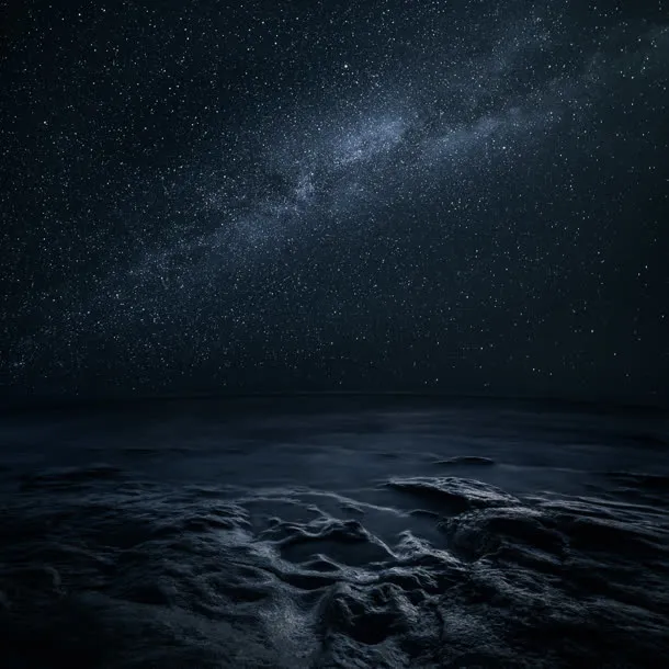 黑色星空土地海报背景免抠