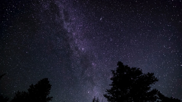 仰望星空背景4K超高清夜空星空背景高清