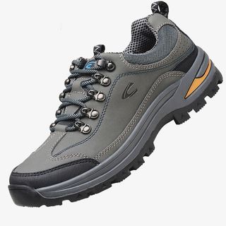 真皮登山鞋子免抠