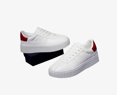 松糕底白色运动鞋免抠