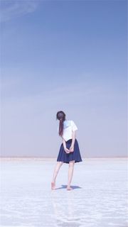 海边美女背影H5背景高清