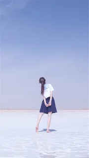 海边美女背影H5背景高清 海边美女背影H5背景高清