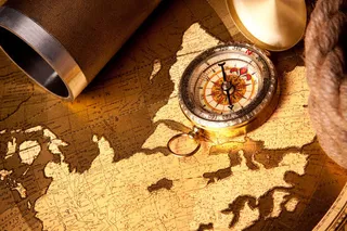 地图指南针望远镜免抠