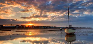 夕阳背景图高清