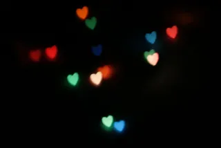 心形彩色光环免抠