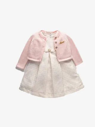 可爱粉色女孩童装免抠