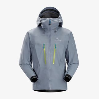 银灰色始祖鸟男士连帽冲锋衣免抠