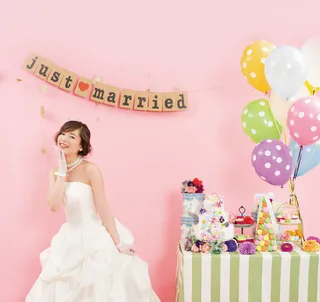 粉色梦幻婚礼蛋糕免抠