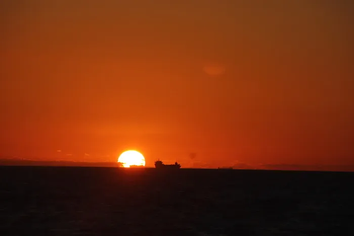 白沙门公园夏天的夕阳高清