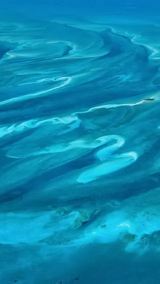 蓝色喷绘海浪H5背景图高清