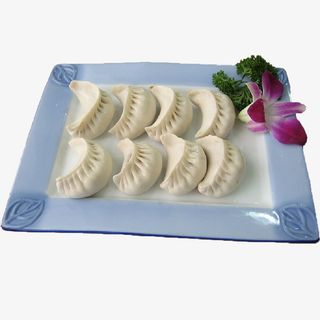 盘装速冻水饺速冻食品素材免抠