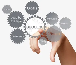 点击关注成功目标素材免抠