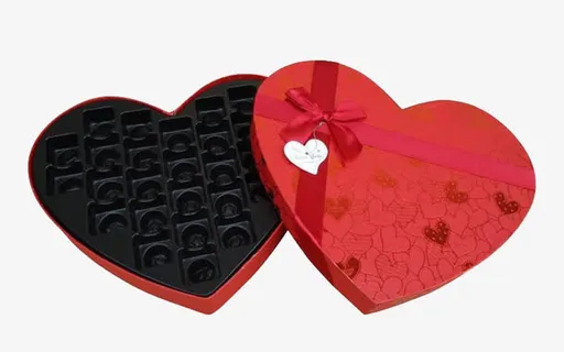 大红色巧克力包装盒免抠