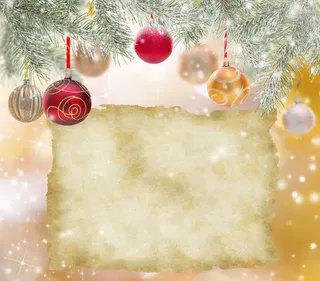 圣诞球与纸张背景
