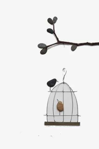 石头树枝和鸟笼免抠