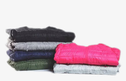 一叠轻薄羽绒服免抠